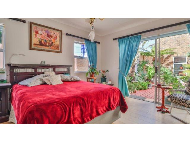 5 Bedroom Property for Sale in Stilbaai Wes Western Cape